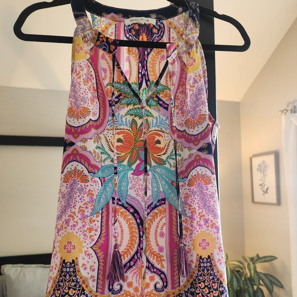 Rose+Olive Sleeveless Blouse